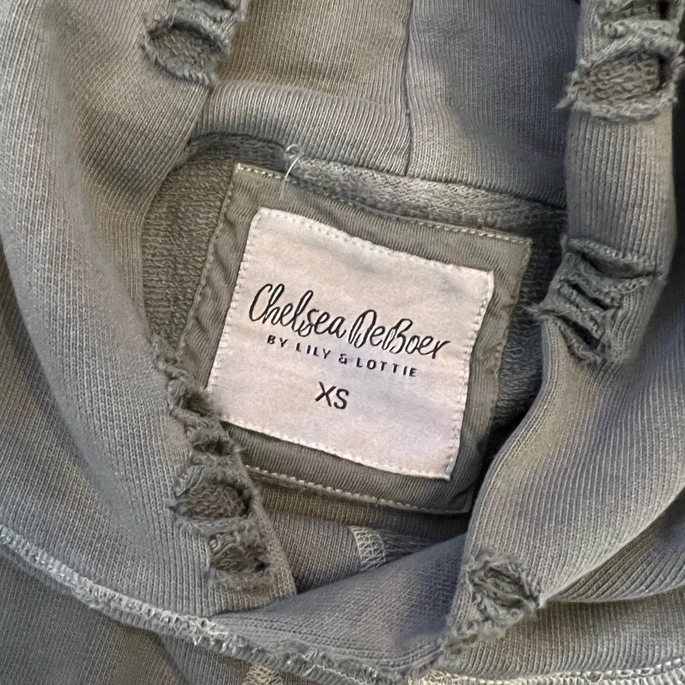 Chelsea deboer cropped sweatshirt. Never worn